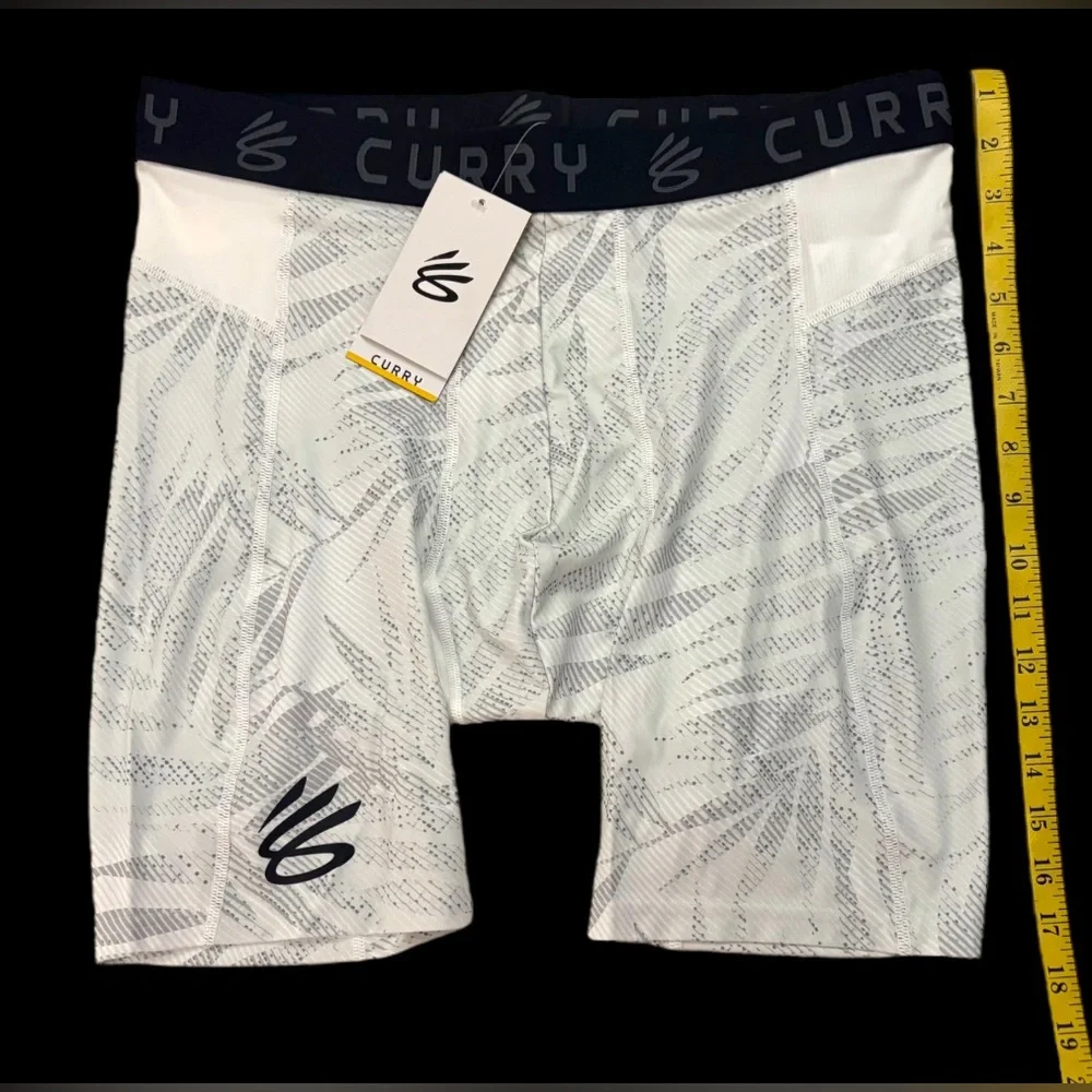 Under Armour Men’s Curry HeatGear Printed Compression Shorts 1379829-101 Size XL